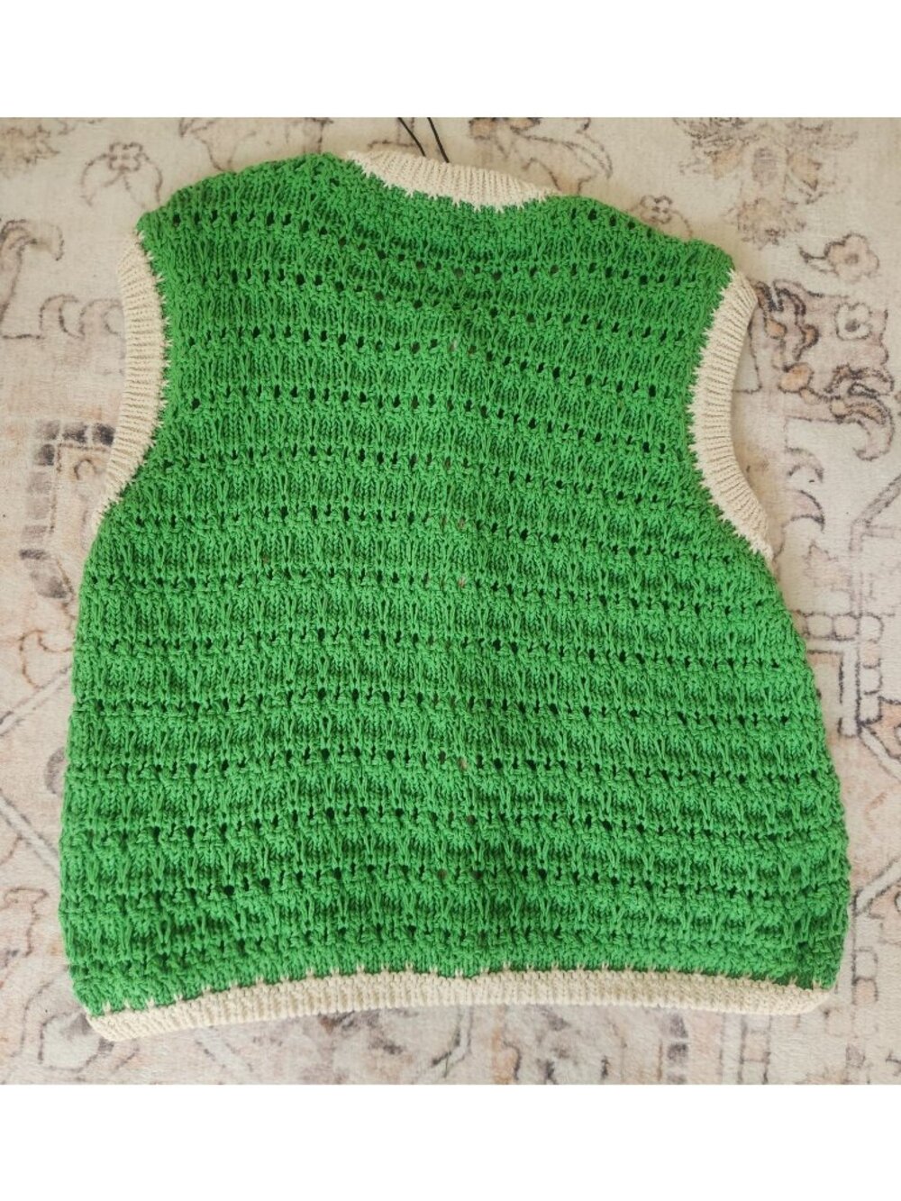 Zara Women's Sz. S Green & Ivory Crochet Large Button Vest NWT - Picture 6 of 7